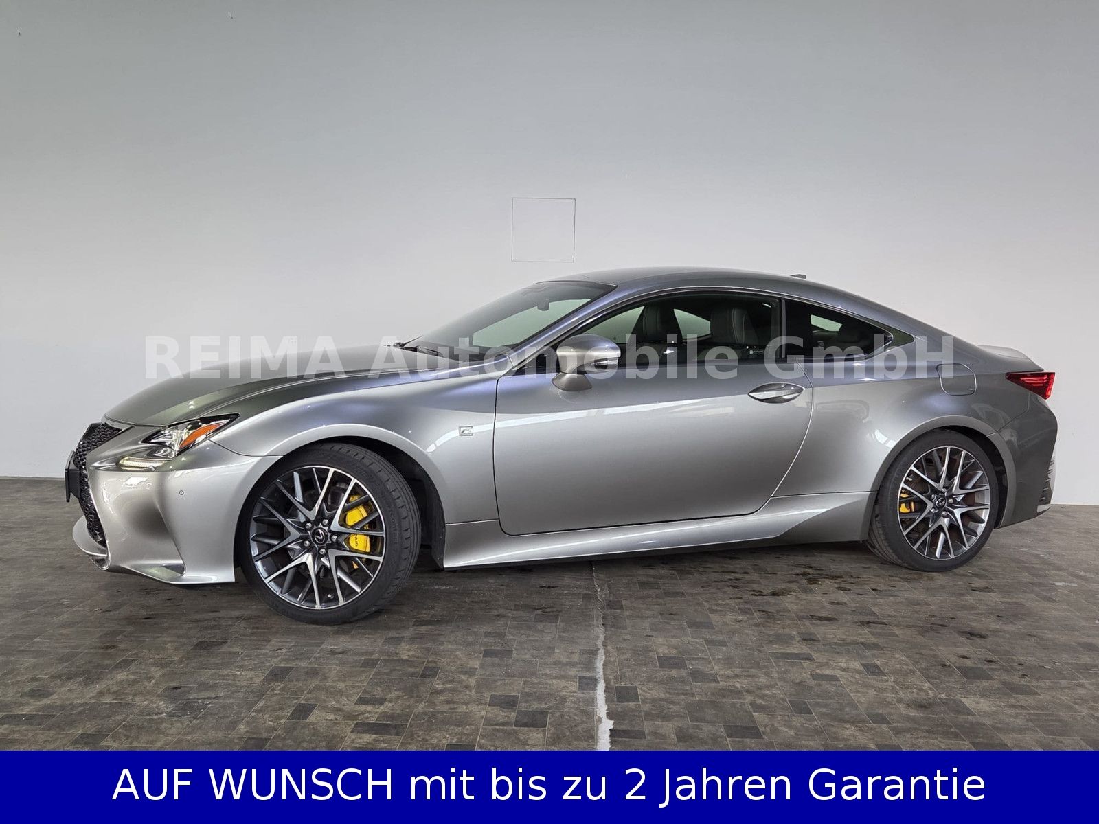 Fahrzeugabbildung Lexus RC 300h Coupé Automatik F SPORT, Leder