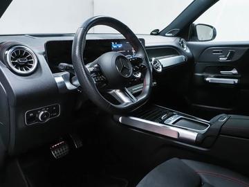 2025 Mercedes-BENZ EQB — фото 8