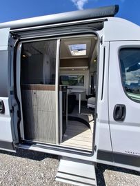 Westfalia Columbus 600 D 140PS Automatik SOLAR LED Lithium