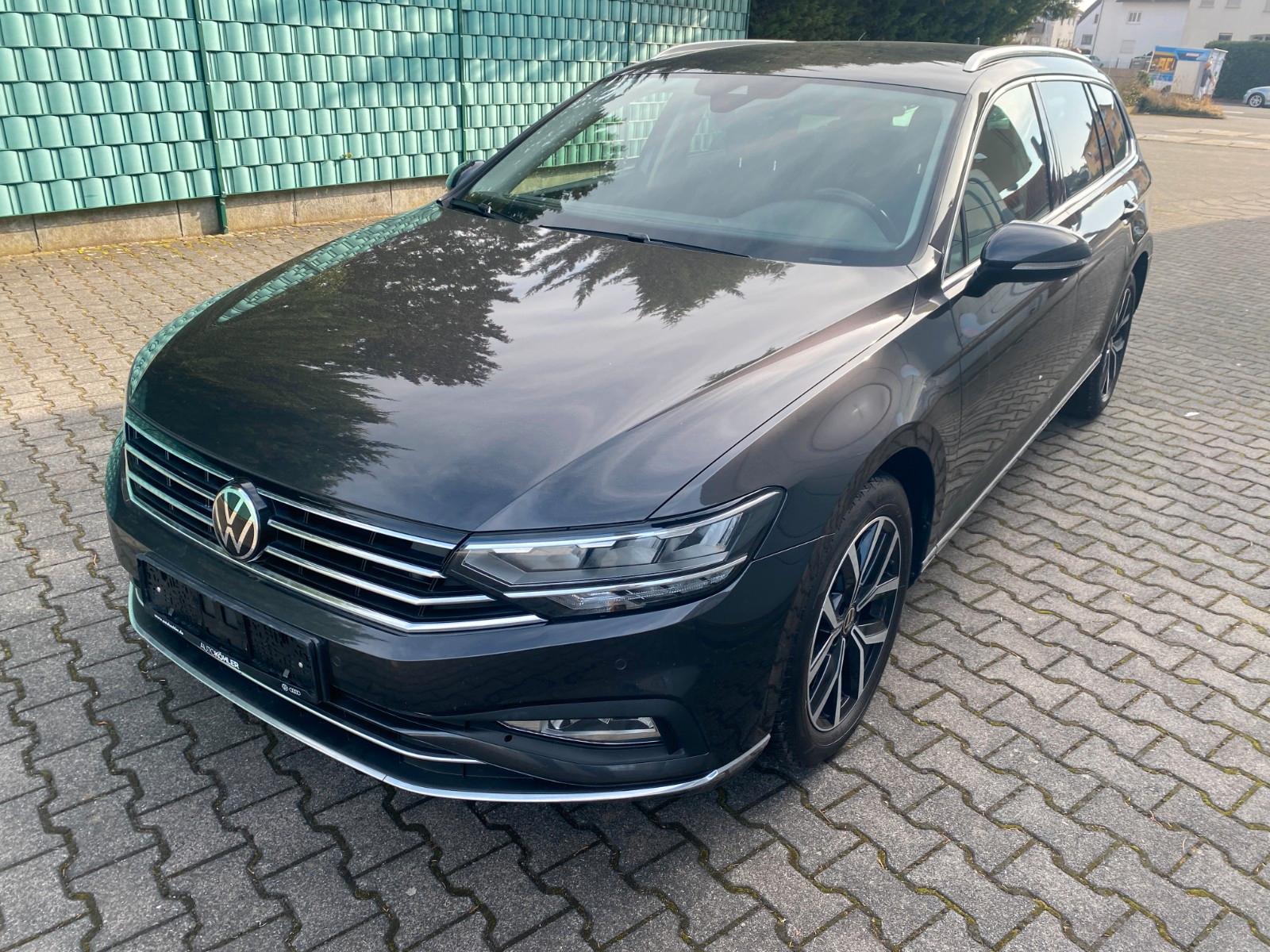 Volkswagen Passat Variant Elegance, DSG