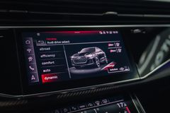 AUDI RSQ8 4.0 TFSI quattro*B&O*HU*MASSAGE*360*AHK*UVM