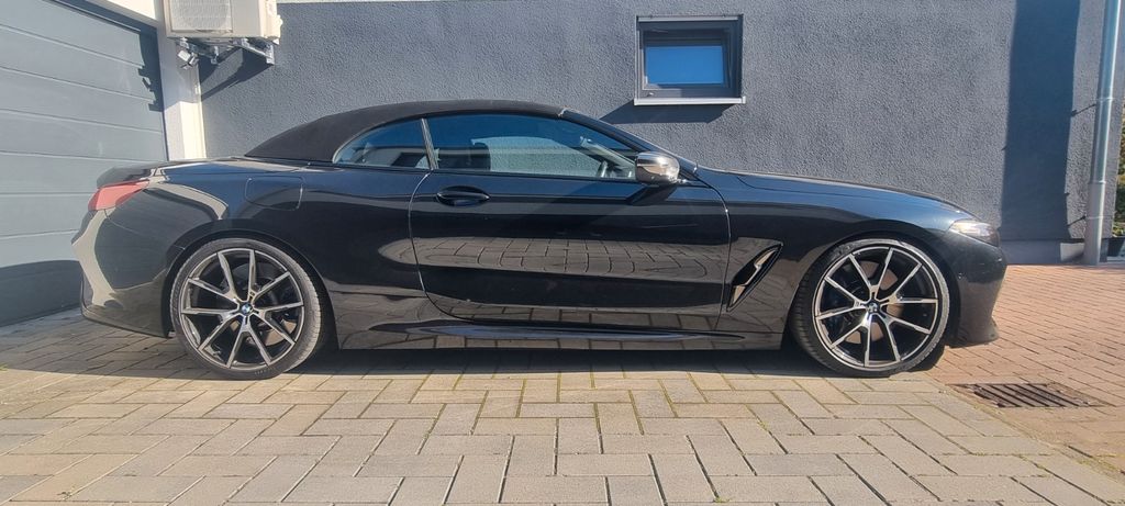 Image of BMW M850