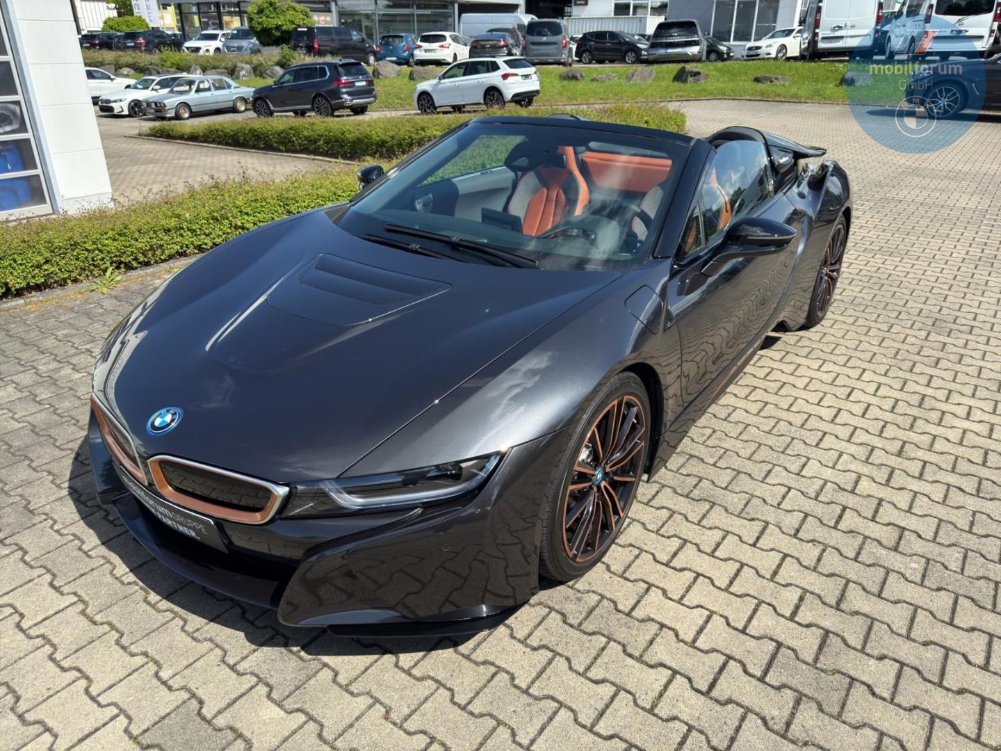 BMW i8 Roadster Ultimate Sophisto-Edition 1 of 200