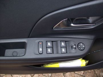 Bild 10 Opel Corsa F 1.2T LED PDC Klimaauto SHZ Navi-App AT
