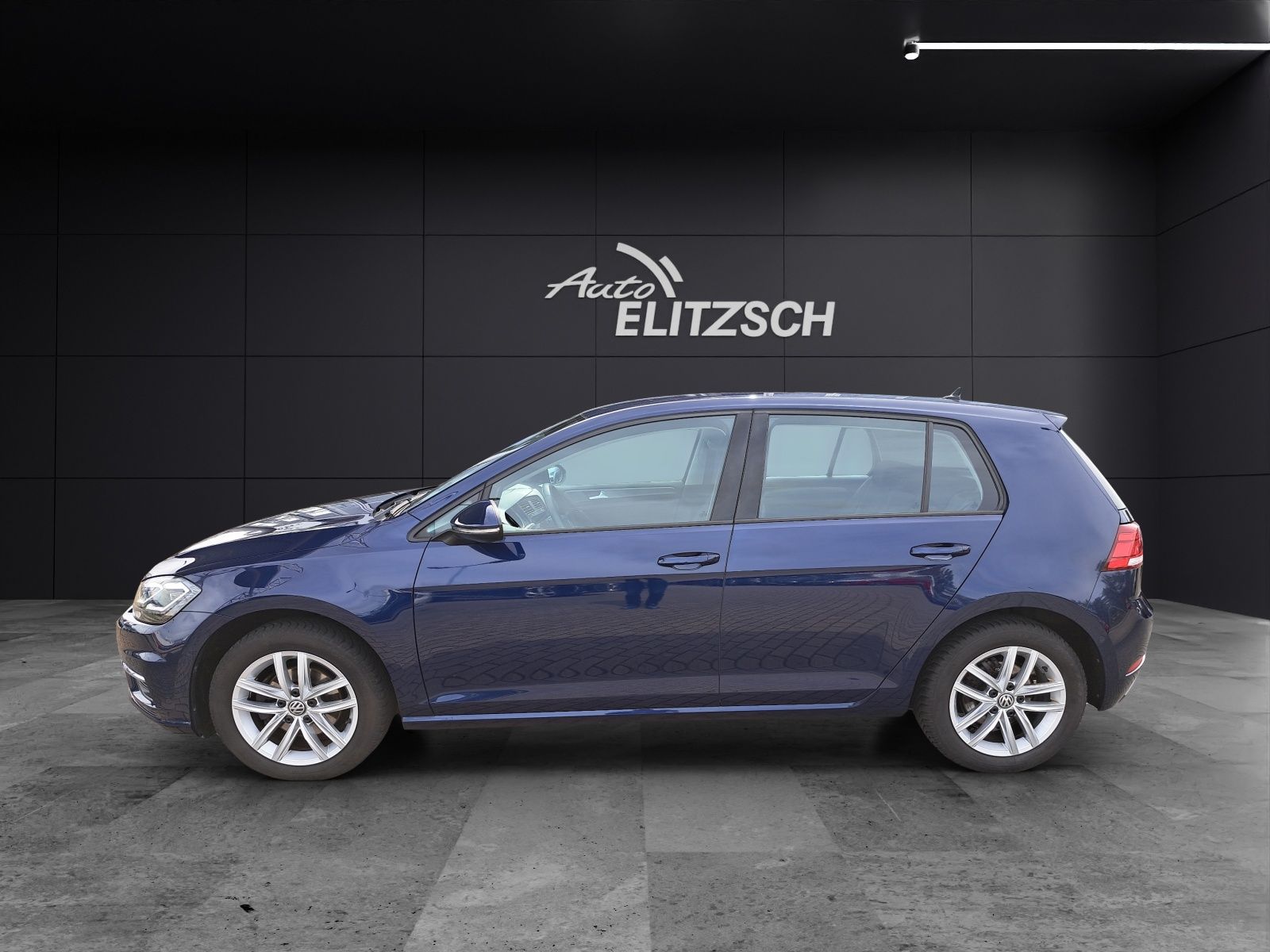 Fahrzeugabbildung Volkswagen Golf VII TSI Comfortline LED ACC Park-Assist SH