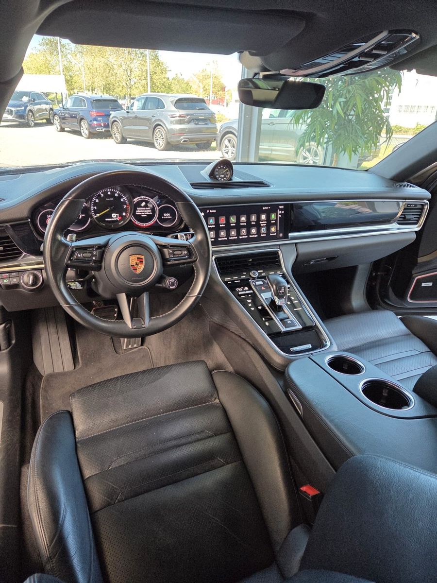 Fahrzeugabbildung Porsche Panamera 4 E-Hybrid Platinum Edition/VOLL