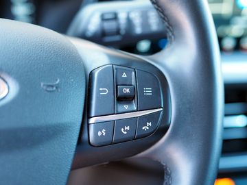 Bild 16 Ford Focus 125 PS Klimaauto. PDC v+h+Kamera Voll LED