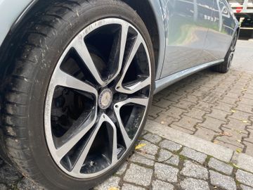 Mercedes E 220 - 9