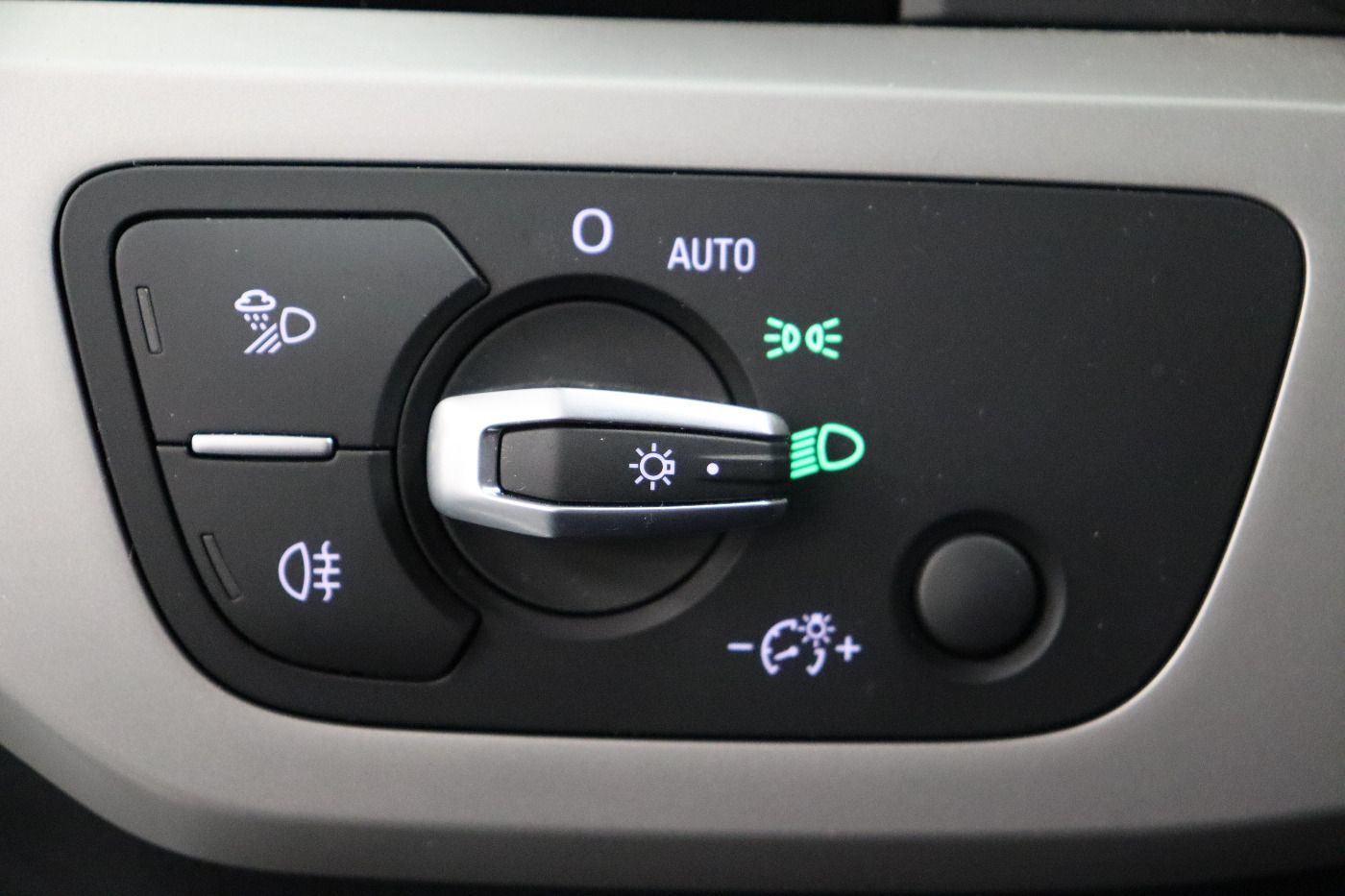 Audi A4 - Bild 10