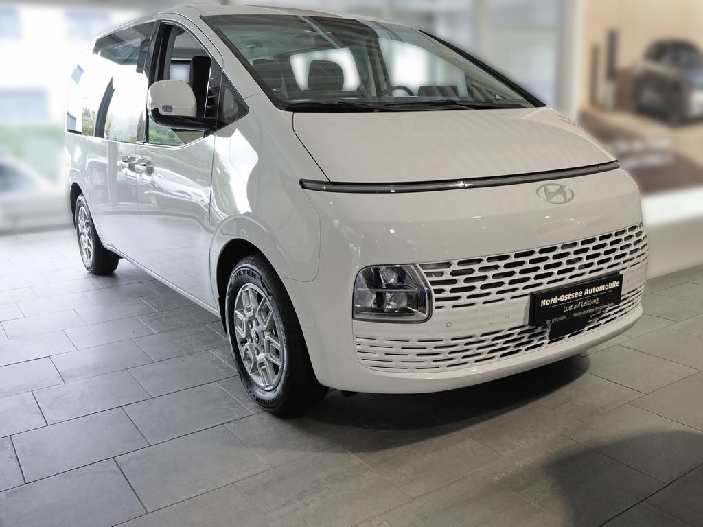 Fahrzeugabbildung Hyundai STARIA 9-Sitzer HEV TREND Easy-Access-P Park-P