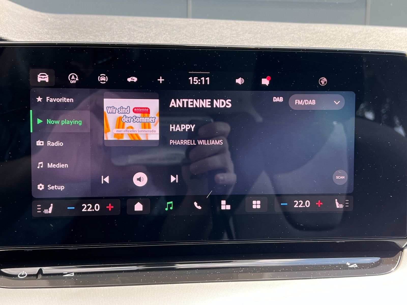 Fahrzeugabbildung SKODA Octavia Combi Essence 2.0 TDI *AHK, LED, SmartLi