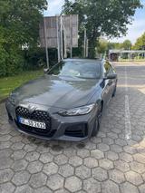 BMW M440i xDrive Coupé  - graue BMW M440