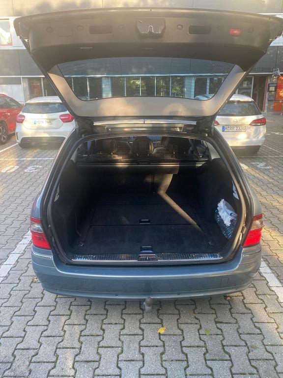 Mercedes-Benz E 280