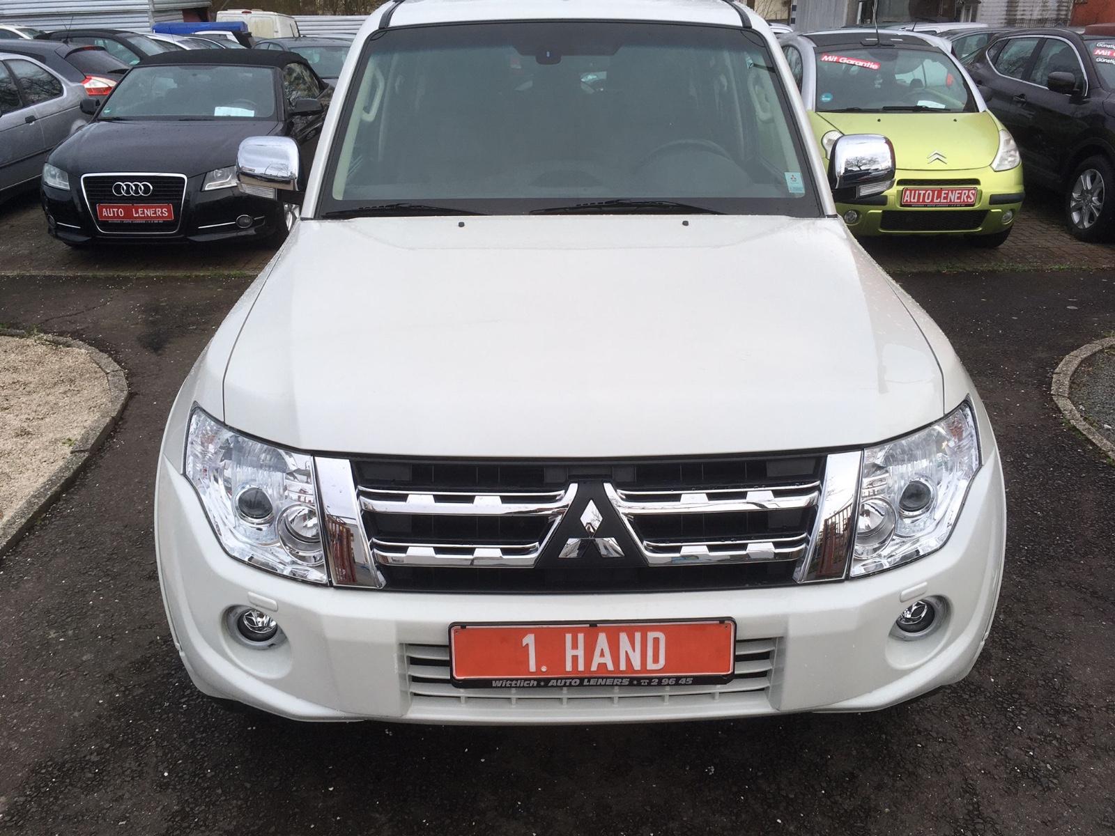 Mitsubishi Pajero 3,2 DI-D 4WD Top Automatik*1.HAND*