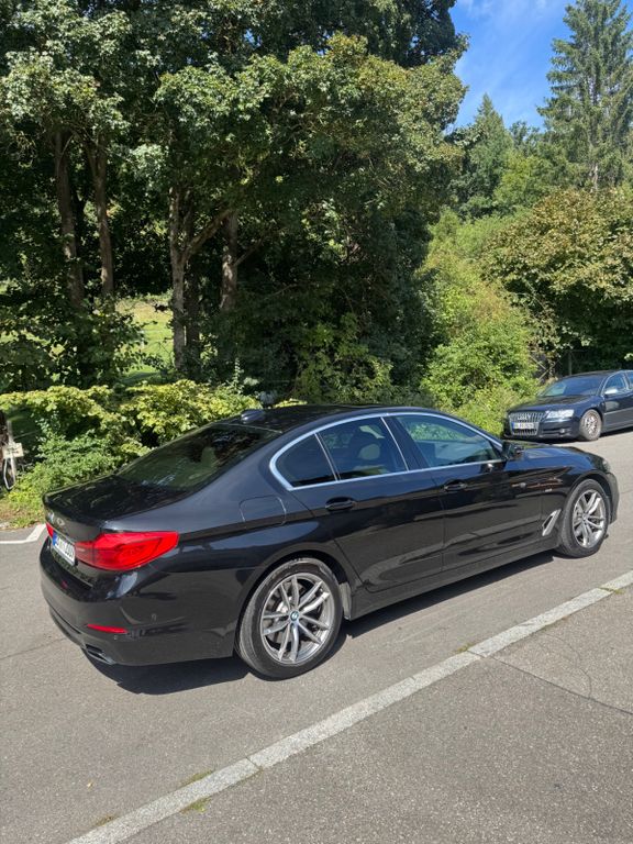 Image of BMW 540