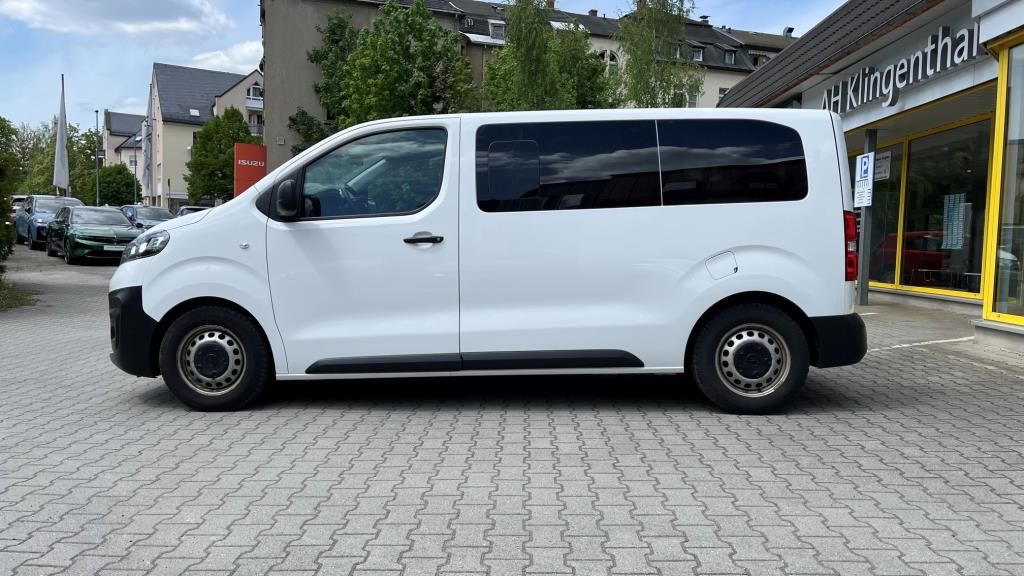 Autohaus Klingenthal - Opel Vivaro Kombi M 2.0 Diesel 145PS 9-Sitzer/AHZV/Kl - Bild 8 Autohaus Klingenthal - Opel Vivaro Kombi M 2.0 Diesel 145PS 9-Sitzer/AHZV/Kl - Bild 8