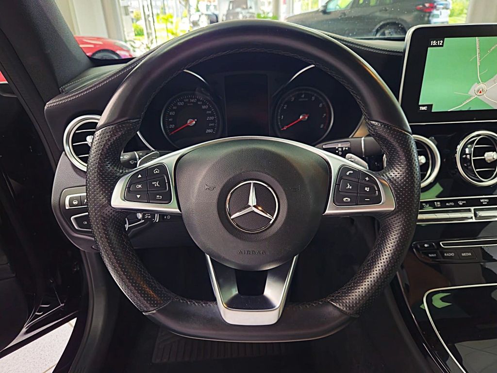 Mercedes-Benz C 300 Coupe AMG*PANO*BURM*HUD*DISTR*STHZG*360°