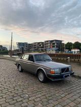 Volvo 244 GL 2.3 - Volvo 240: Gl