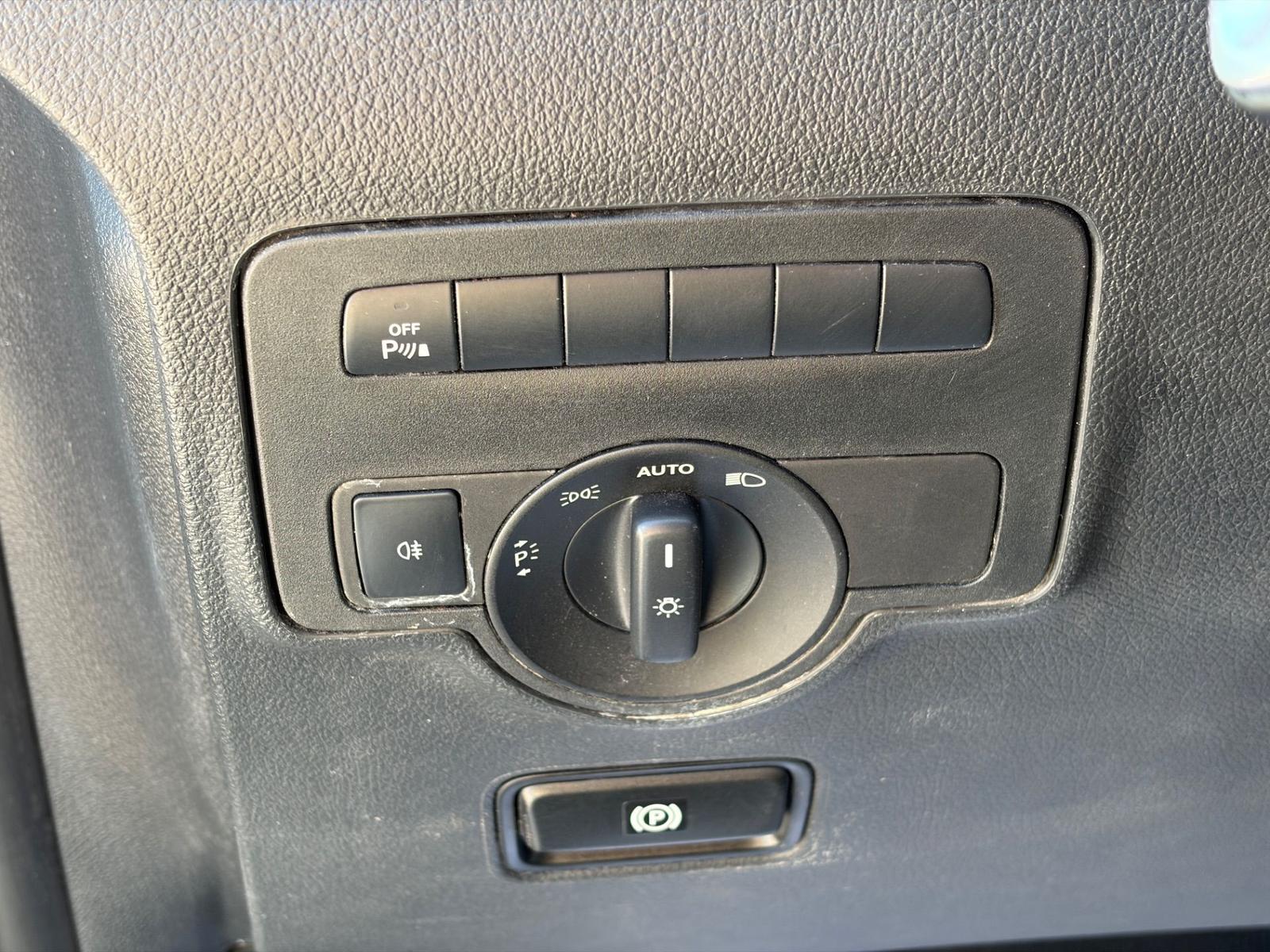 Mercedes-Benz Vito 114 CDI lang 7G AHK LED NAVI KAMERA