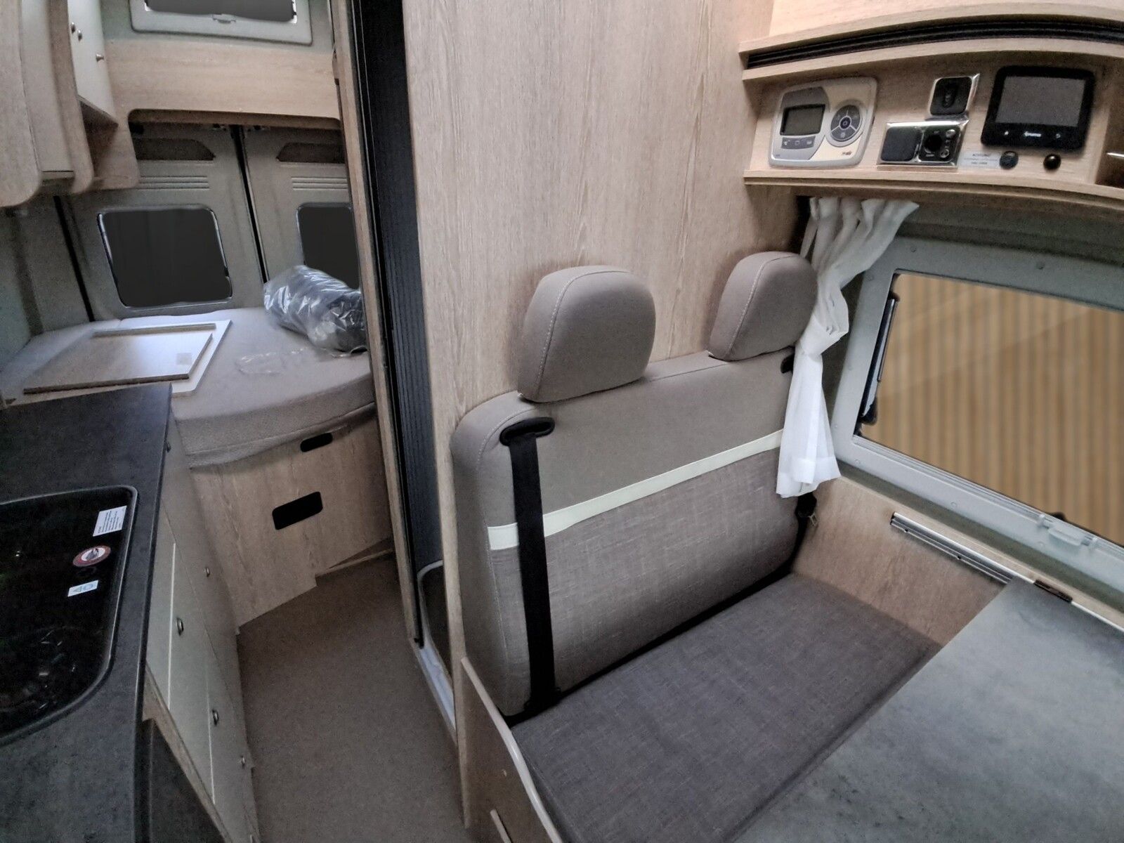 Fahrzeugabbildung Pössl 2Win Vario Citroen 165 PS Mark./AHK/Navi/Solar