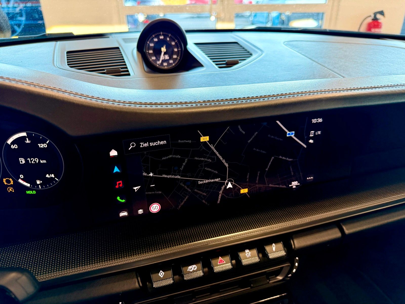 Fahrzeugabbildung Porsche 911 992 Carrera 4S Cabrio SportDesign/18Wege/SAA