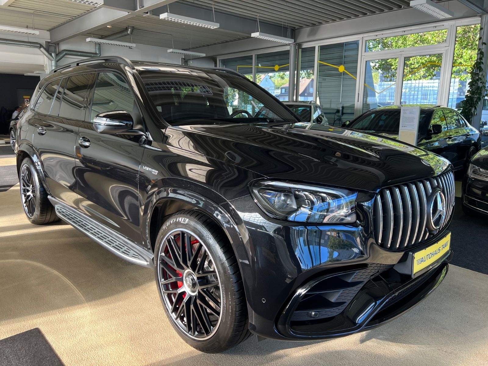 Fahrzeugabbildung Mercedes-Benz GLS 63 AMG 4 Matic*CARBON*3D BURMESTER*NEUWERTIG