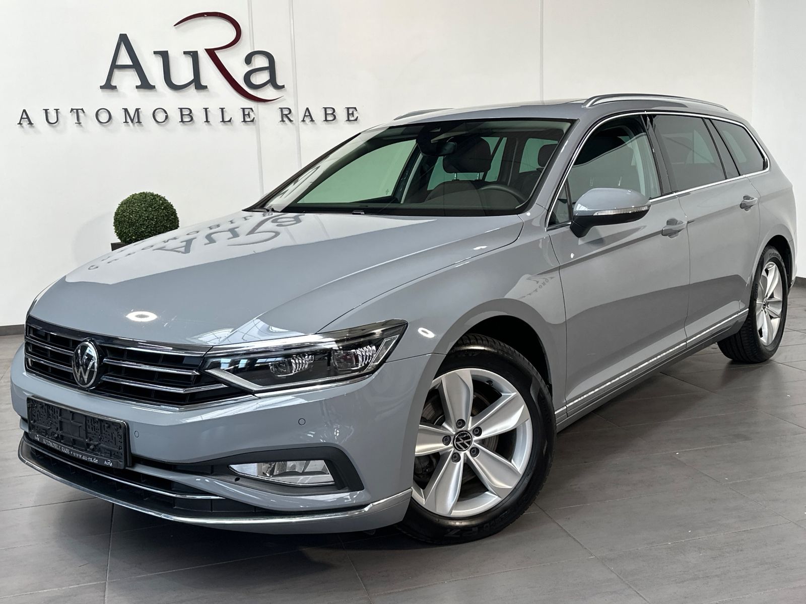 Volkswagen Passat Variant 2.0 TDI DSG Elegance NAV+LED+PANO
