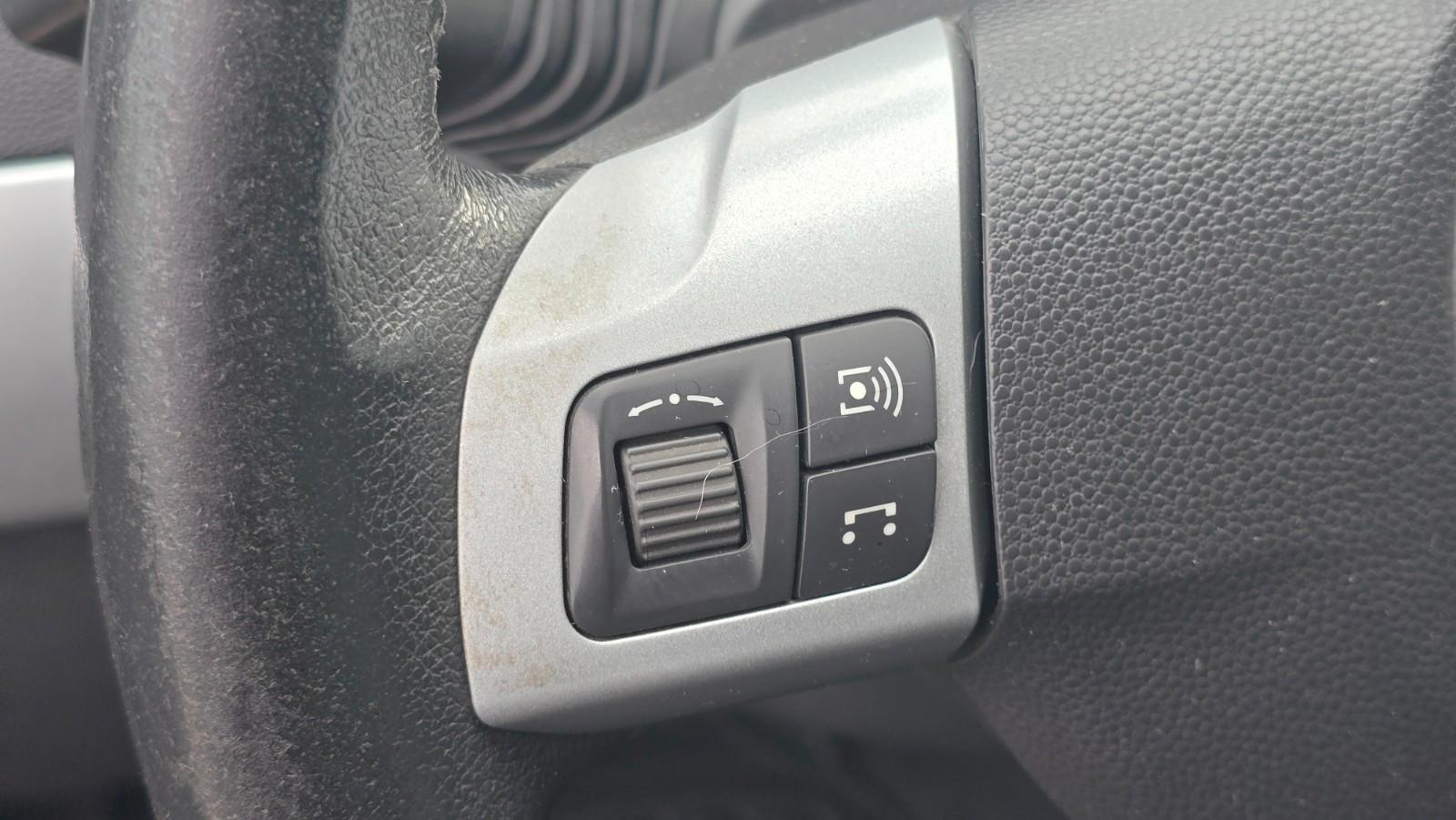 Opel Astra 2010 — photo 15