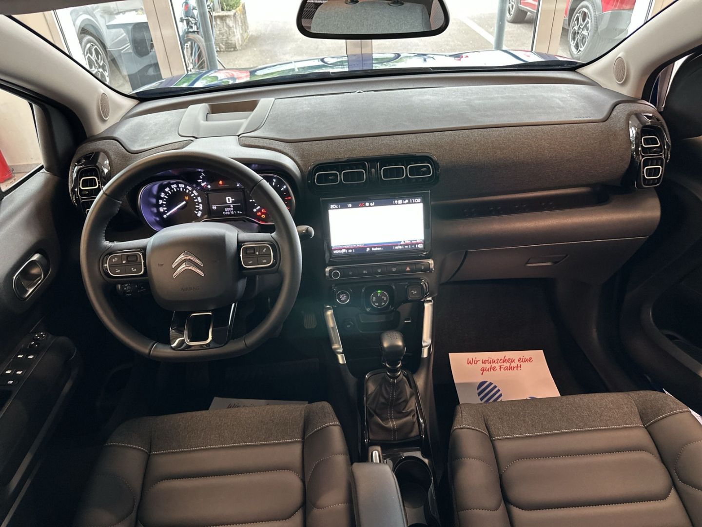 Fahrzeugabbildung Citroën C3 Aircross 1.2 PureTech 110 S&S Shine Pack Navi