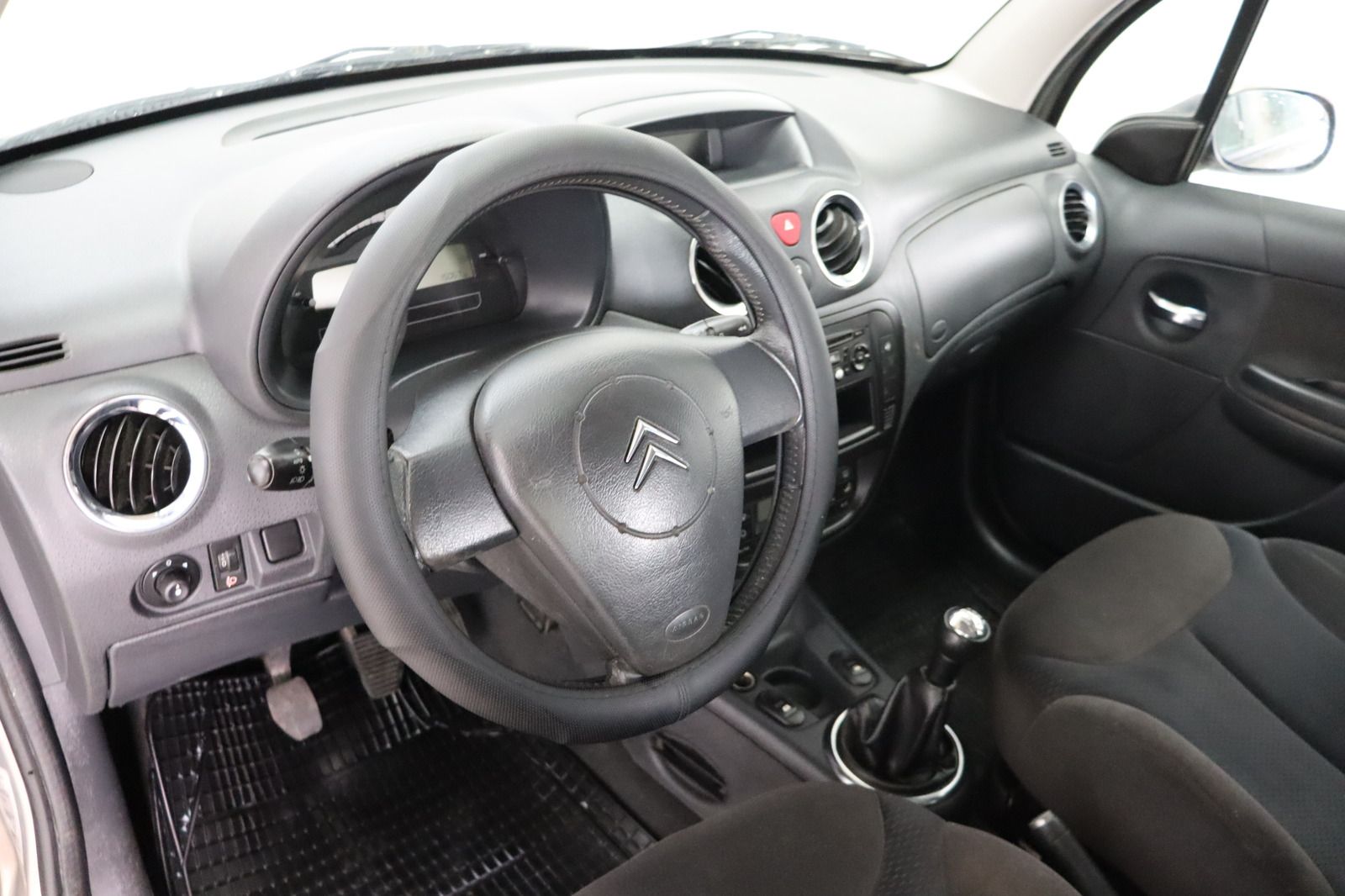 Fahrzeugabbildung Citroën C3 1.4 16V SensoDrive Exclusive