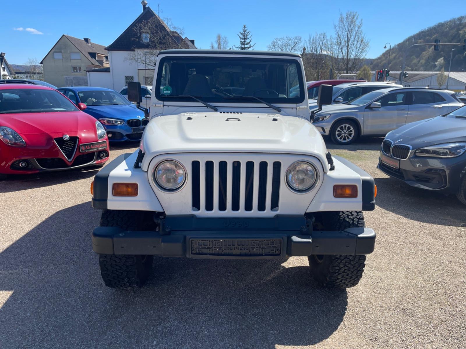 JEEP WRANGLER SPORT 2.5 | 118 ch | 4X4 | BVM | VOLANT EN CUIR