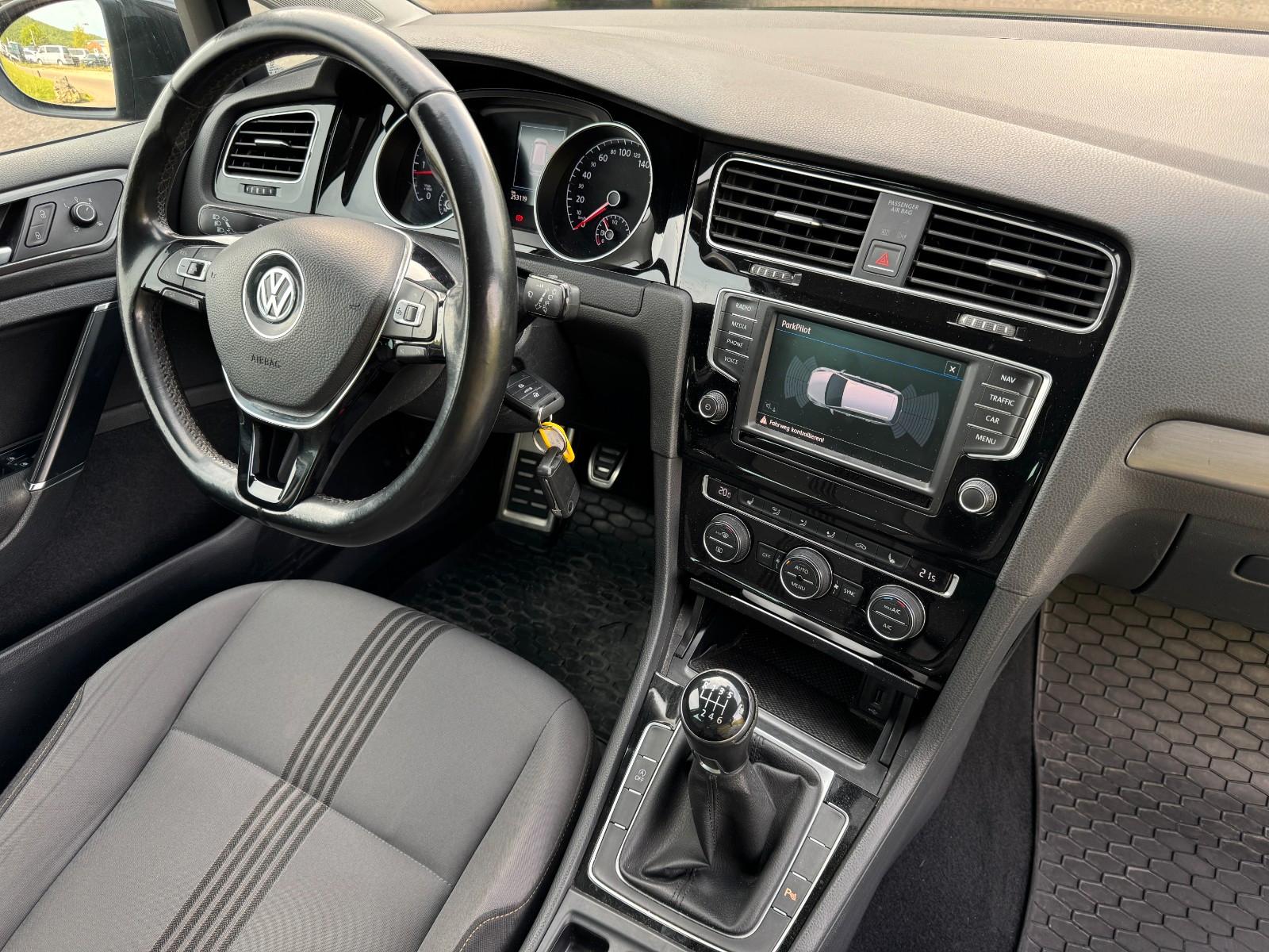 Volkswagen Golf 7 2.0 TDI Variant Allstar,Navi,ZahnriemeNEU