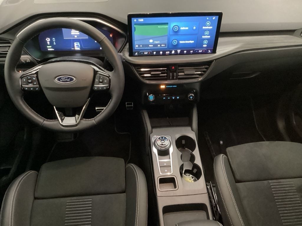 Fahrzeugabbildung Ford Kuga Plug-In Hybrid Active X B&O Kamera Tempomat