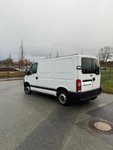 Renault Master Kasten 2,5dCi / AHK / 3-Sitze - gebrauchte Renault Master aus dem Jahr 2009