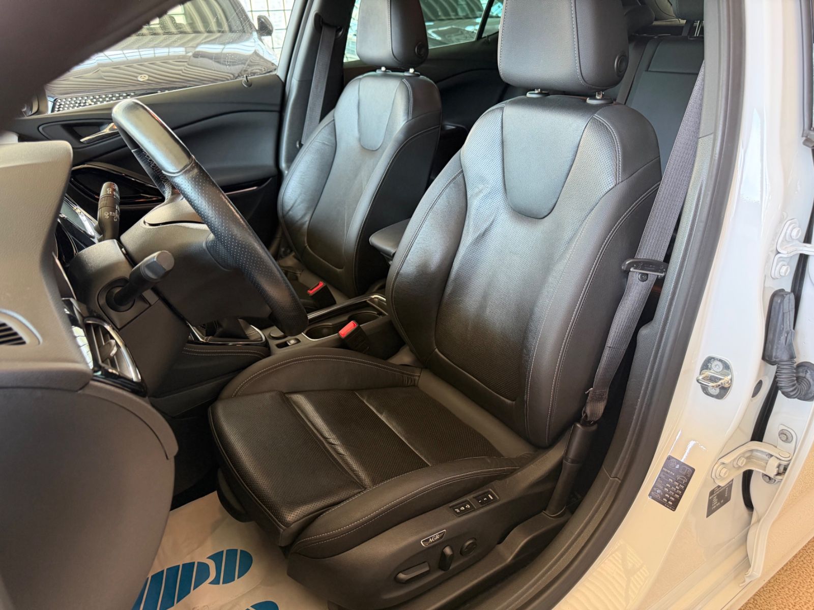 Fahrzeugabbildung Opel Astra K Lim. 5-trg. Ultimate*OPC* 1.Hand