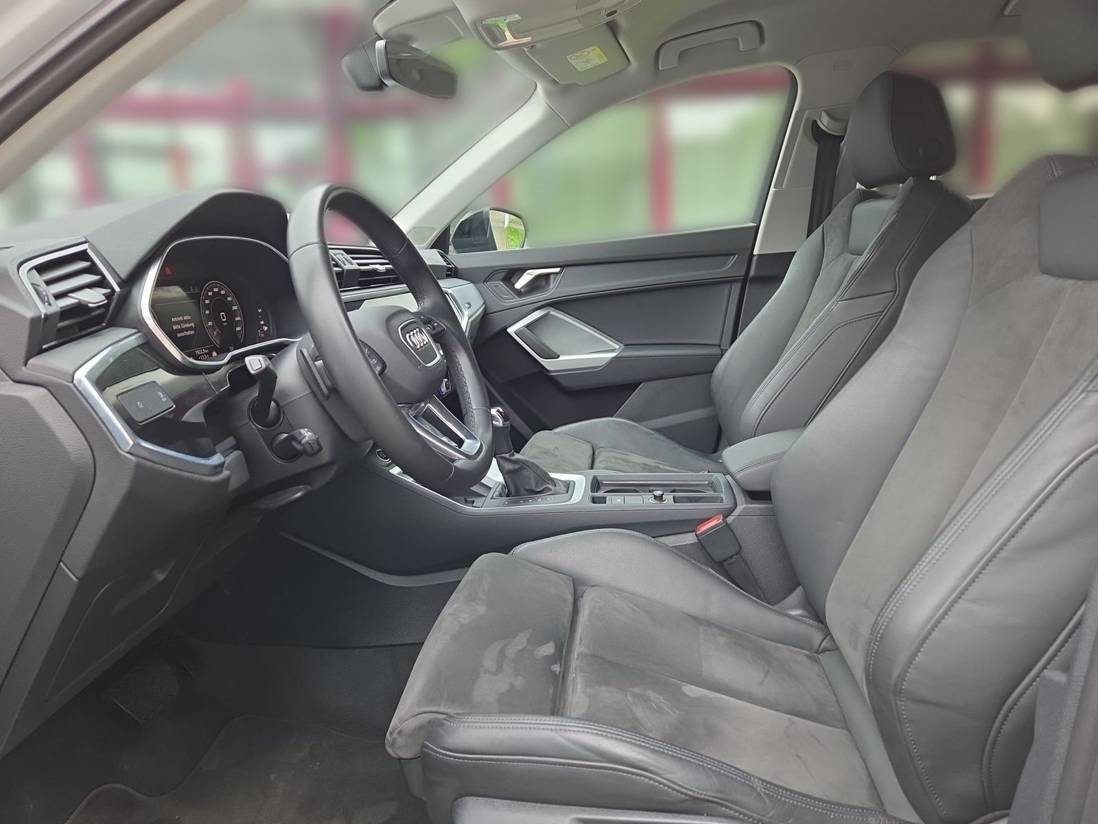 Audi Q3 S-LINE 35TFSI S-TRONIC AHK+ACC+KEYLESS+NAVI+A foto 8