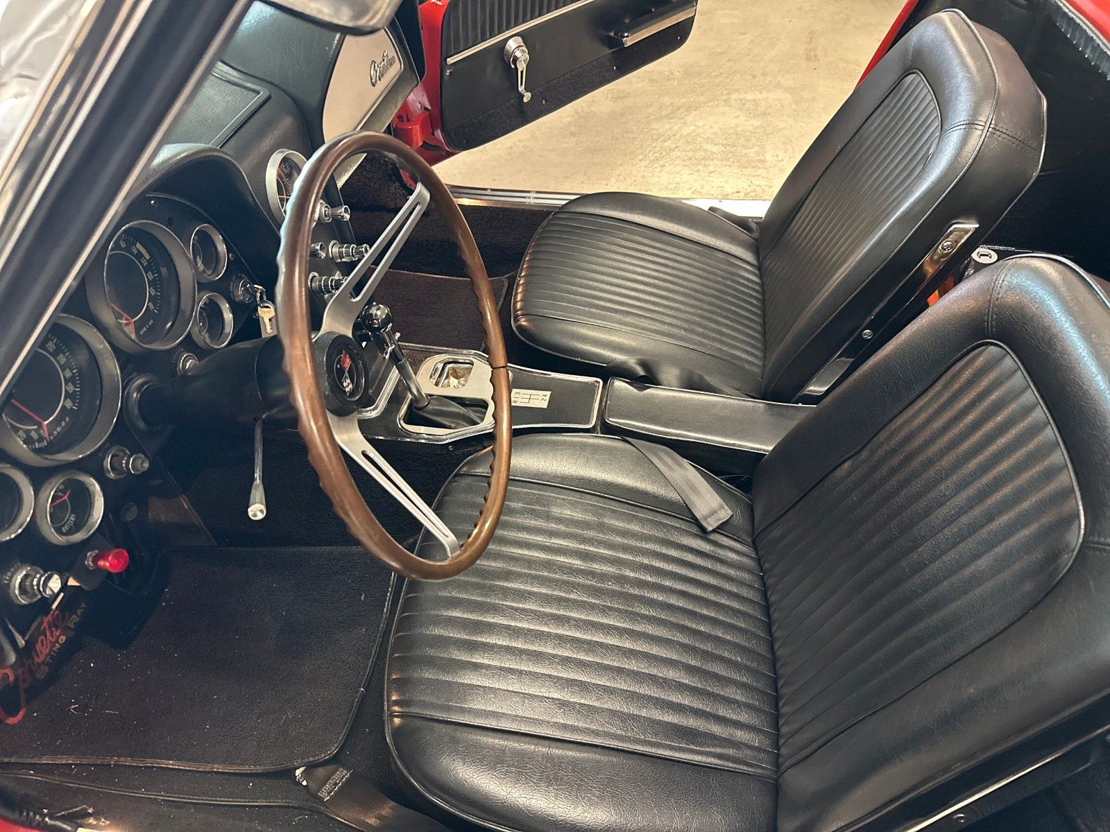 Fahrzeugabbildung Corvette C2 Stingray