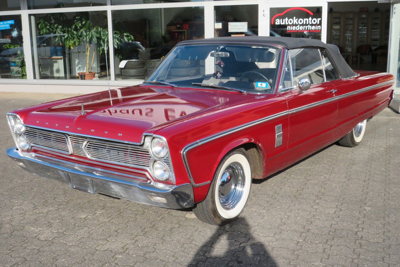 Fahrzeugabbildung Plymouth Fury III Cabriolet HYDR.-VERDECK SERVO