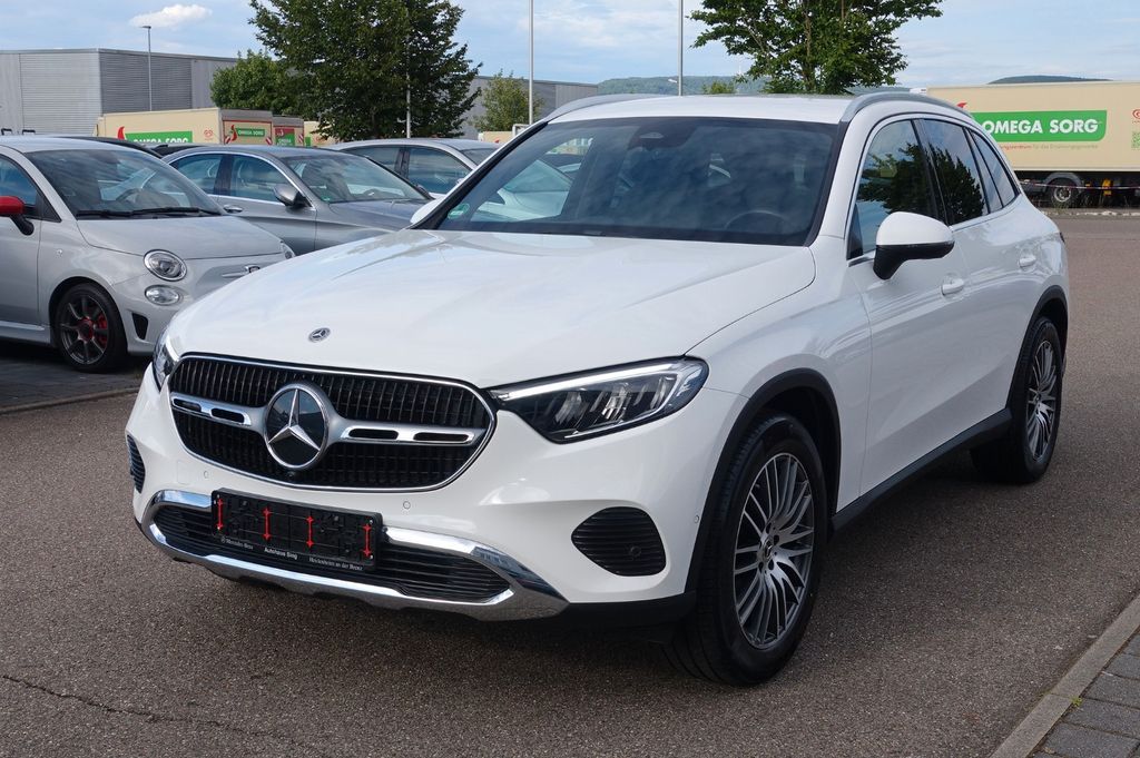 Image of Mercedes-Benz GLC 200