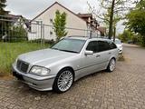 Mercedes-Benz C 240 T ELEGANCE Elegance Kombi - Mercedes-Benz C 240: Elegance