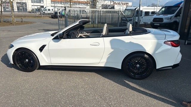 BMW M4 Cabrio Vollausstatt. Carbon Laser HUD Harman