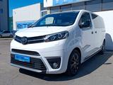 Toyota L1 Executive Pano Kamera Standheizung 7-Sitzer