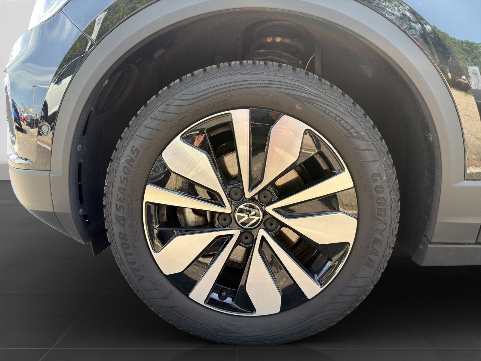 Volkswagen T-Roc - Bild 8