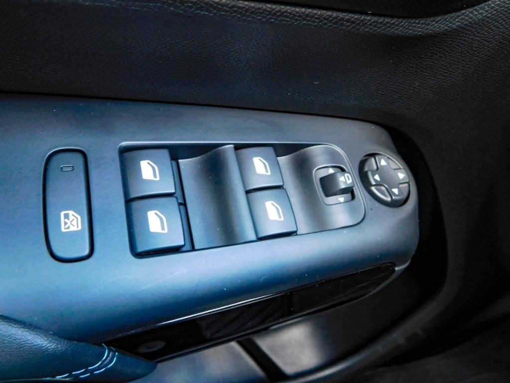 Citroën C5 Aircross Plus Hybrid SitzHzg Ganzjahresreifen