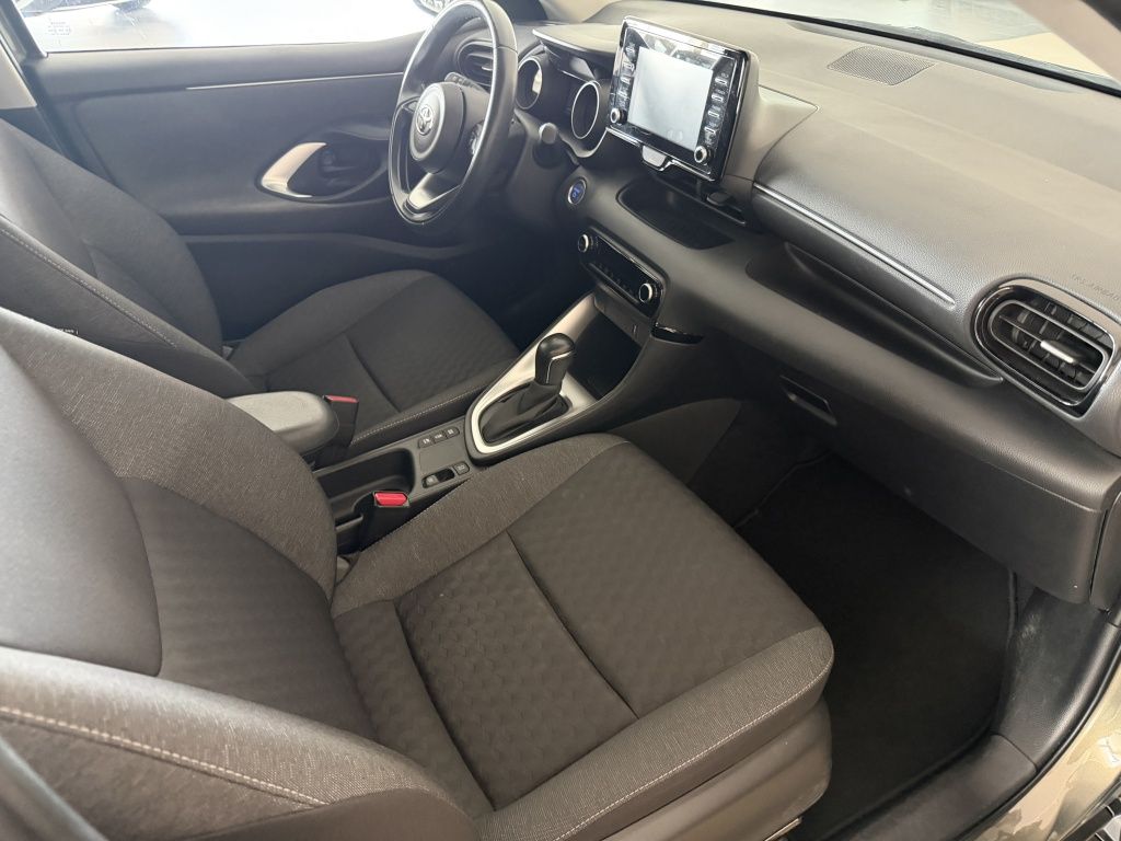 Toyota Yaris 1.5 Hybrid Dynamic imagem 3
