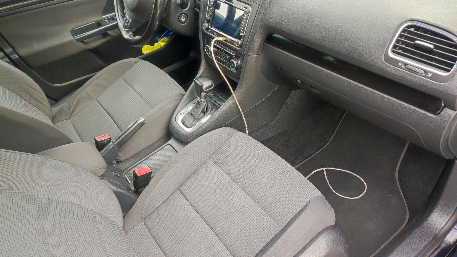 Volkswagen Golf 2010 — photo 6