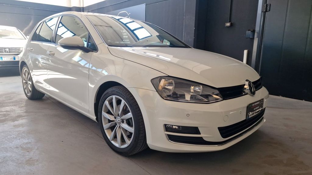 Image of Volkswagen Golf