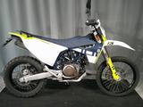 Husqvarna 701 Enduro, nur 11.000 km, Scheckheft - Offers