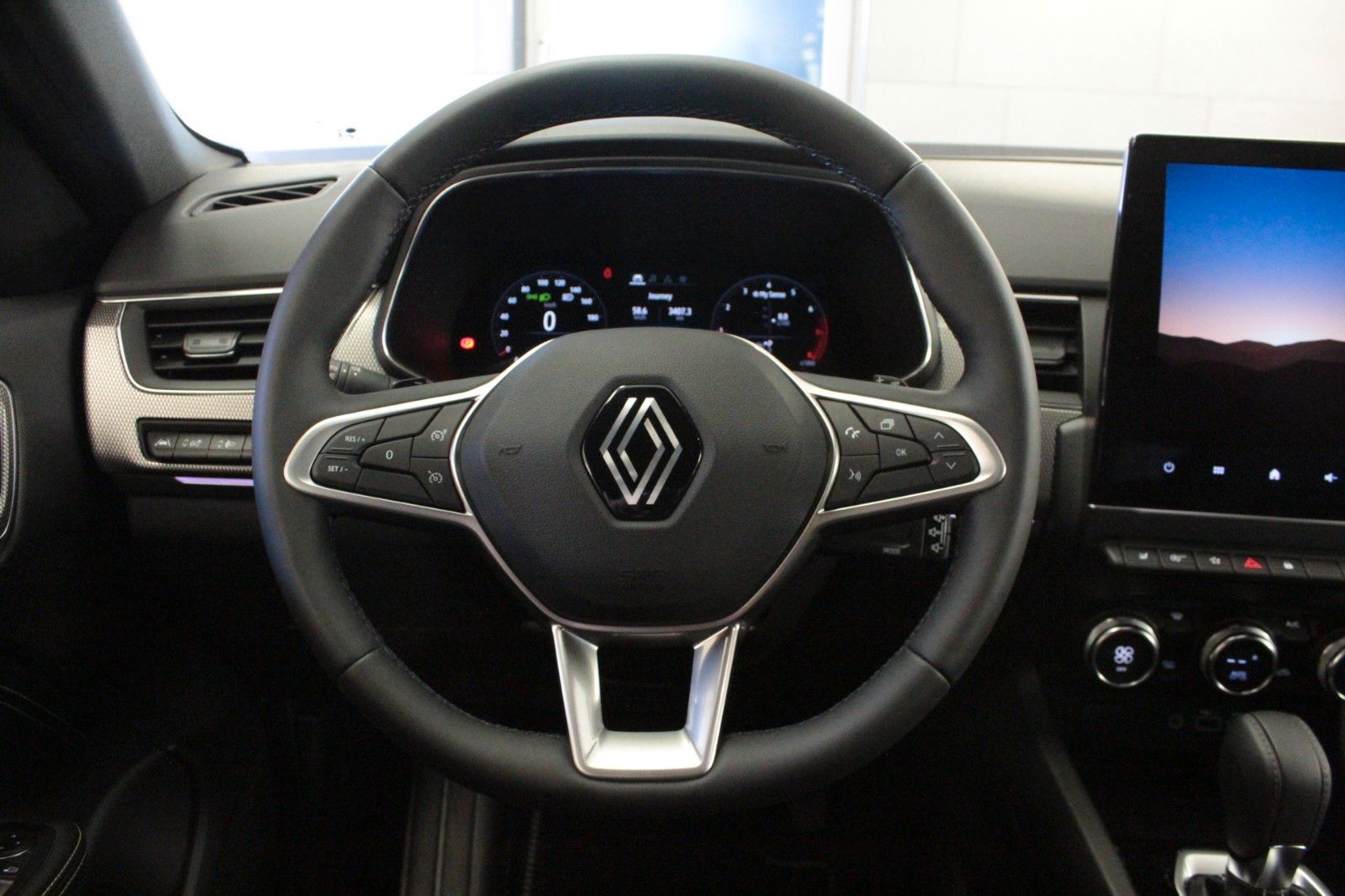 Fahrzeugabbildung Renault Arkana Mild Hybrid 140 EDC Techno*Winterpaket*