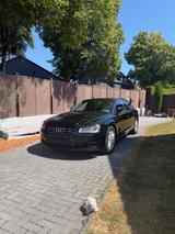 Audi A8 4.2 TDI tiptronic quattro V8 - Audi A8 in Köln